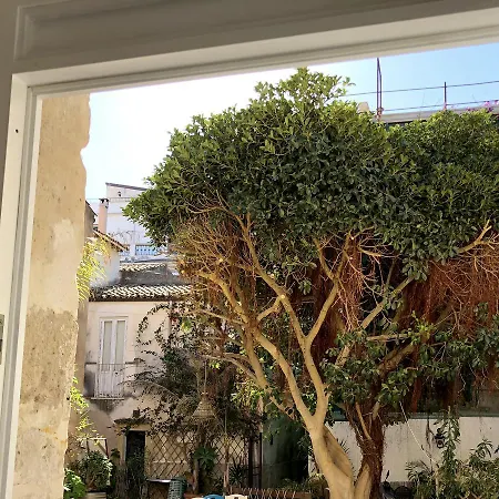 Lägenhetshotell Ortigia Syrakusa