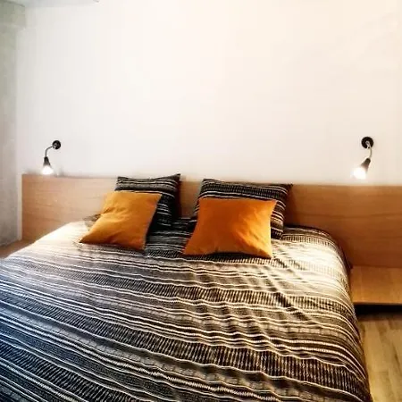 Ortigia Lägenhetshotell 4*