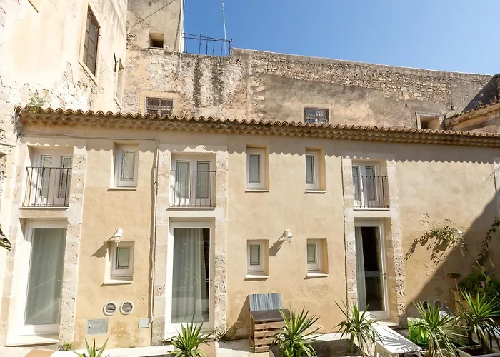 Ortigia Apartahotel 4*